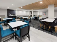 Holiday Inn Express & Suites WASHINGTON DC -  NOMA by IHG Hotels near Arboretum Recreation Center