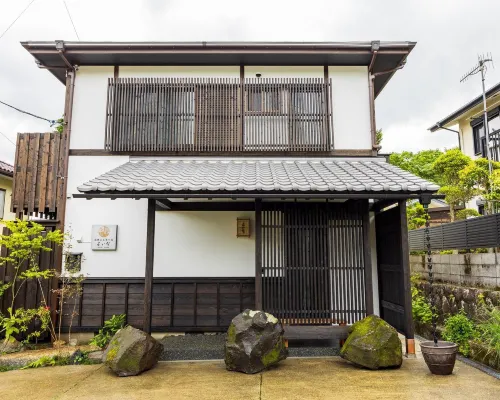 Hotel Yoina 鄰近山金時的酒店
