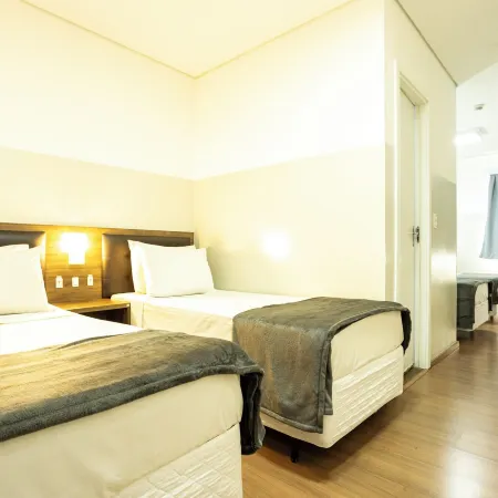 Travel Inn Express Hotels Brás Отели рядом с достопримечательностью «Музей науки Катавенто»