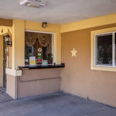 Western Inn by Capital O Cleburne TX
