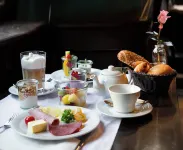 Romantik Hotel Barbarossa - breakfast