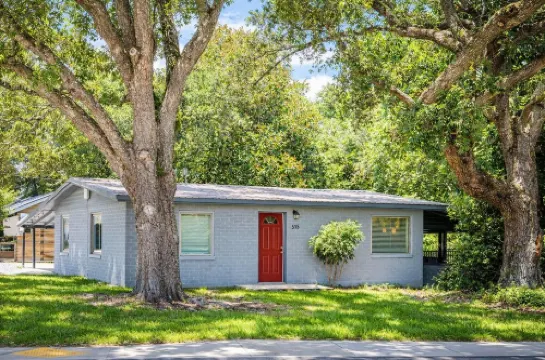Walk to the Beach & Downtown! Ocean Springs in Perfect Location! Azalea Cottage