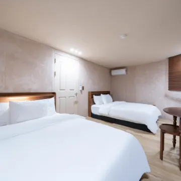 Hotel Pine Cheonan 檀国大学 天安キャンパス周辺のホテル