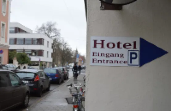 โรงแรมวิลลา เออร์เลน