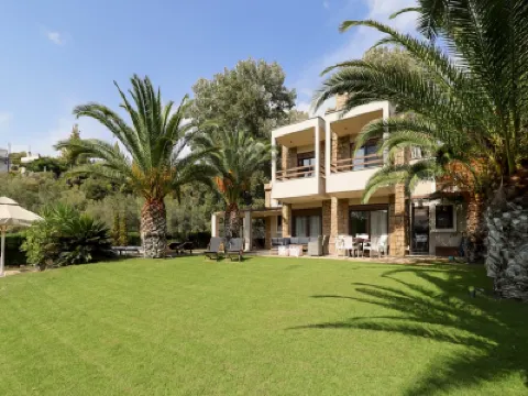 Escape to Paradise: Experience Luxury and Serenity at Villa Elina in Sithonia! Hotels in 