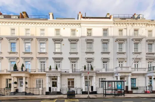 Lidos Hotel ヴィクトリア周辺のホテル