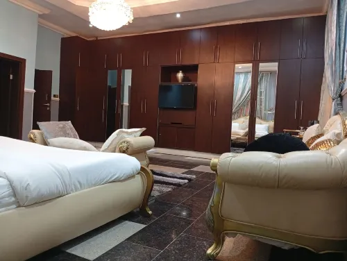 ANDWERUTH RESIDENCES