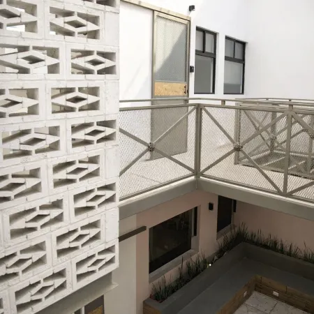 NOMADIK HOSTEL