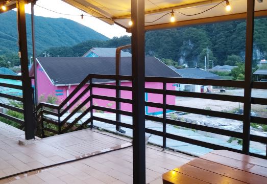 펜션 주변 산책로