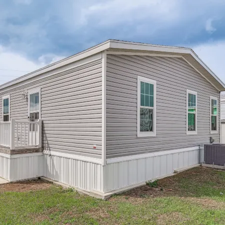 7 Mi to Disney: Family Home w/ Heated Pool Access