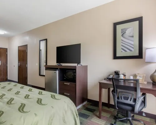 Quality Inn Hotels in Trigg County