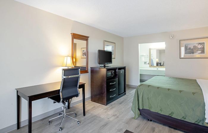 Quality Inn & Suites Live Oak I-10 Exit 283