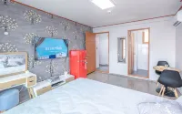 Yangyang Naksan Herb Condo Hotel - Motels