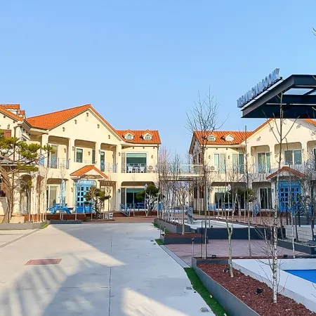 Gyeongju Urban Walking Stay Отели рядом с достопримечательностью «Парк аттракционов Gyeongju World»