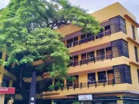 阿爾佐大旅館酒店 鄰近帕可公園（Paco Park）的酒店