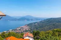 Nicoletta's Lake View Stresa - Happy Rentals