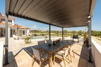 Villa Emocija Zadarvilas - 3 tähden