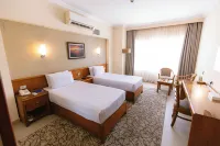 فندق جراند بلازا سموحة Hotels near مكتبة الإسكندرية
