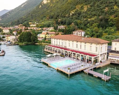 Araba Fenice Hotel Hotels in Iseo
