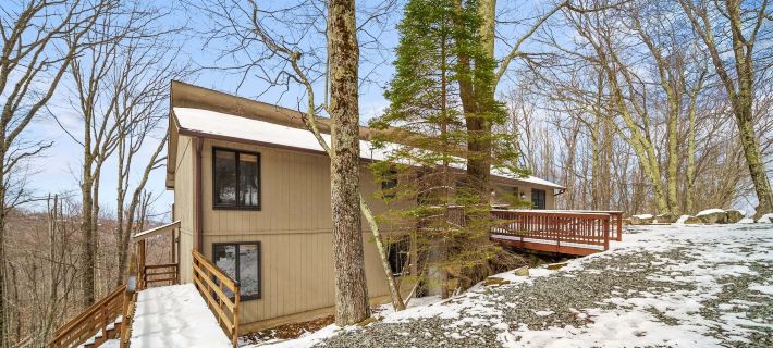 Oma's Beech House Hotels in Beech Mountain