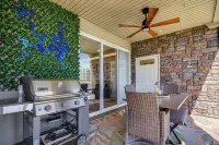 Furnished Porch, Resort Pools! Lands End Condo - 3 tähden
