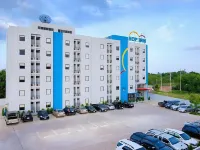 Hop Inn Roi Et - parking