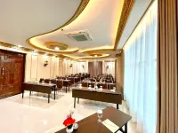 Atiyan Hotel Syariah - 3-Star