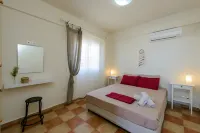 Seaside Aqua Bliss & Serenity with Private Pool - Villas