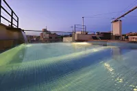 Petit Palace Hotel Tres - Beach
