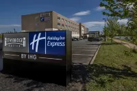 Holiday Inn Express & Suites HALIFAX – DARTMOUTH by IHG - parking