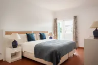 Prainha 2BR Stay | Pool   Beach Access - Gym