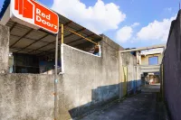 RedDoorz Syariah Near Maguwoharjo Yogyakarta - 2-Star