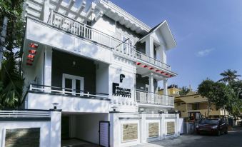 Hotel F Square
