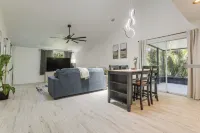 4 Mi to Sea Turtle Beach! Family Retreat w/ Yard - Apartments