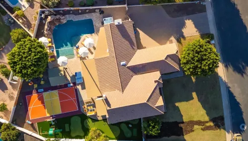 Sleeps 19 Pool Sport Court Putt Putt Gym - Homestays