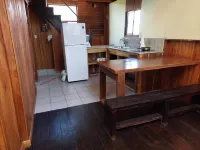 Tranquil 2-Bedroom House Retreat Near S - Mountain view