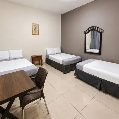 Hotel Bella Luz Centro Historico Hotels near Military Museum of the Armed Forces of El Salvador