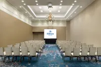 Hilton Tucson East - parking