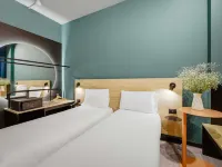 Ibis Styles Roma Aurelia - balcony