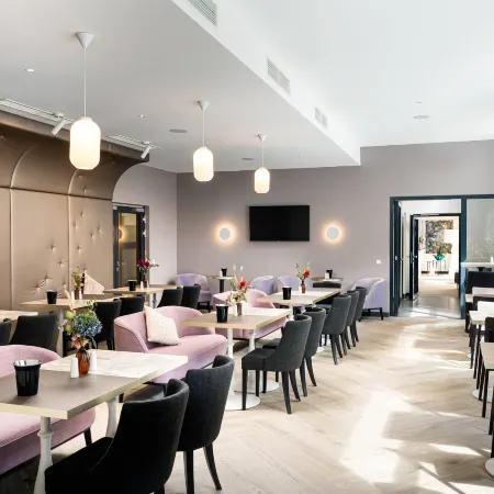 elaya hotel regensburg city center, Trademark Collection by Wyndham