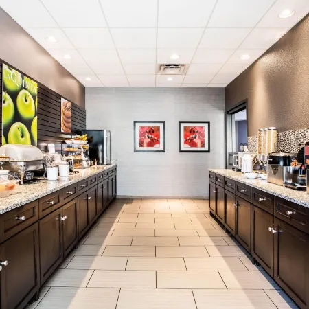 La Quinta Inn & Suites by Wyndham Lynchburg at Liberty Univ.