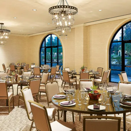 Sheraton Stonebriar Hotel