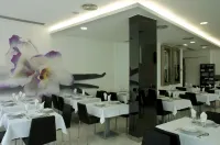 Hotel Genesis - petit déjeuner