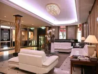 Carlton Lausanne Boutique Hôtel Hotels near Delices