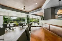 DoubleTree Suites by Hilton Raleigh - Durham - breakfast