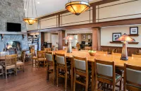 Hampton Inn & Suites Rochester/Victor - parking