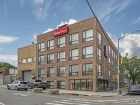 Red Roof PLUS+ Brooklyn - 3rd Ave Hotels near Red Hook