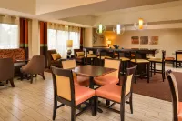 Hampton Inn Raleigh/Clayton-I-40 - 2 estrellas