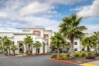 Hampton Inn & Suites Oakland Airport-Alameda - Airport Shuttle