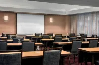 Courtyard Jersey City Newport - Business